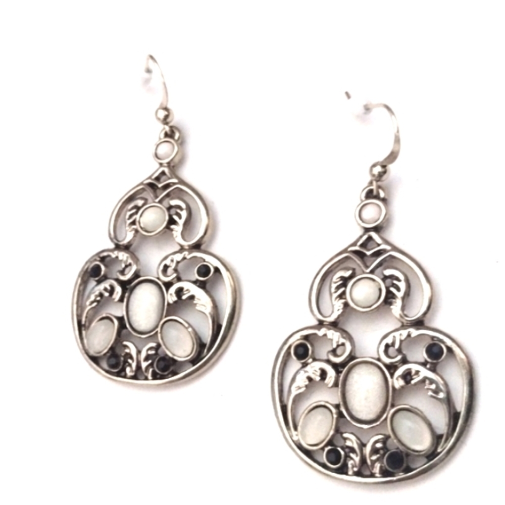 ROSEBUD COLLECTION SILVER CREAM CABOCHON STONE & CRYSTAL HOOK 2" EARRINGS-NWT - Picture 4 of 9